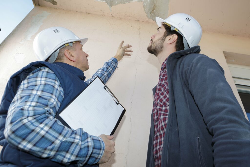 Surveyor Bracknell book in with our team at Survey One today.